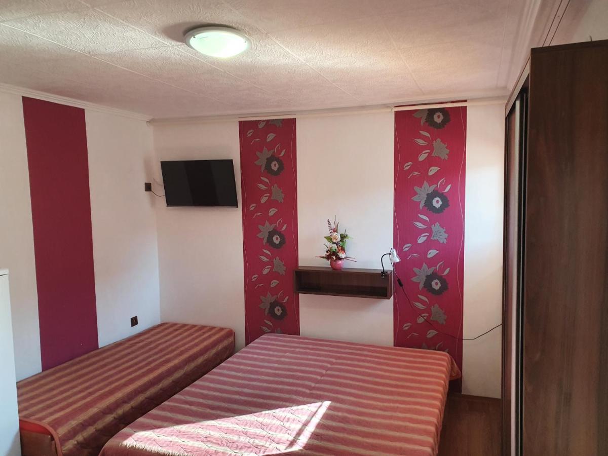 Appartement Privat U Jozefa Foeldesa à Veľký Meder Extérieur photo