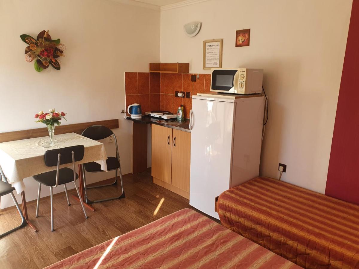 Appartement Privat U Jozefa Foeldesa à Veľký Meder Extérieur photo
