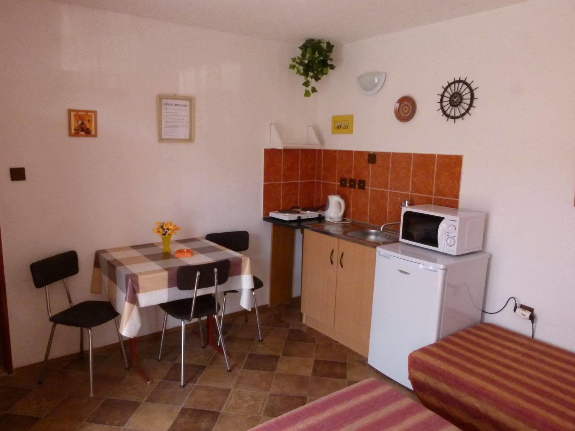 Appartement Privat U Jozefa Foeldesa à Veľký Meder Extérieur photo